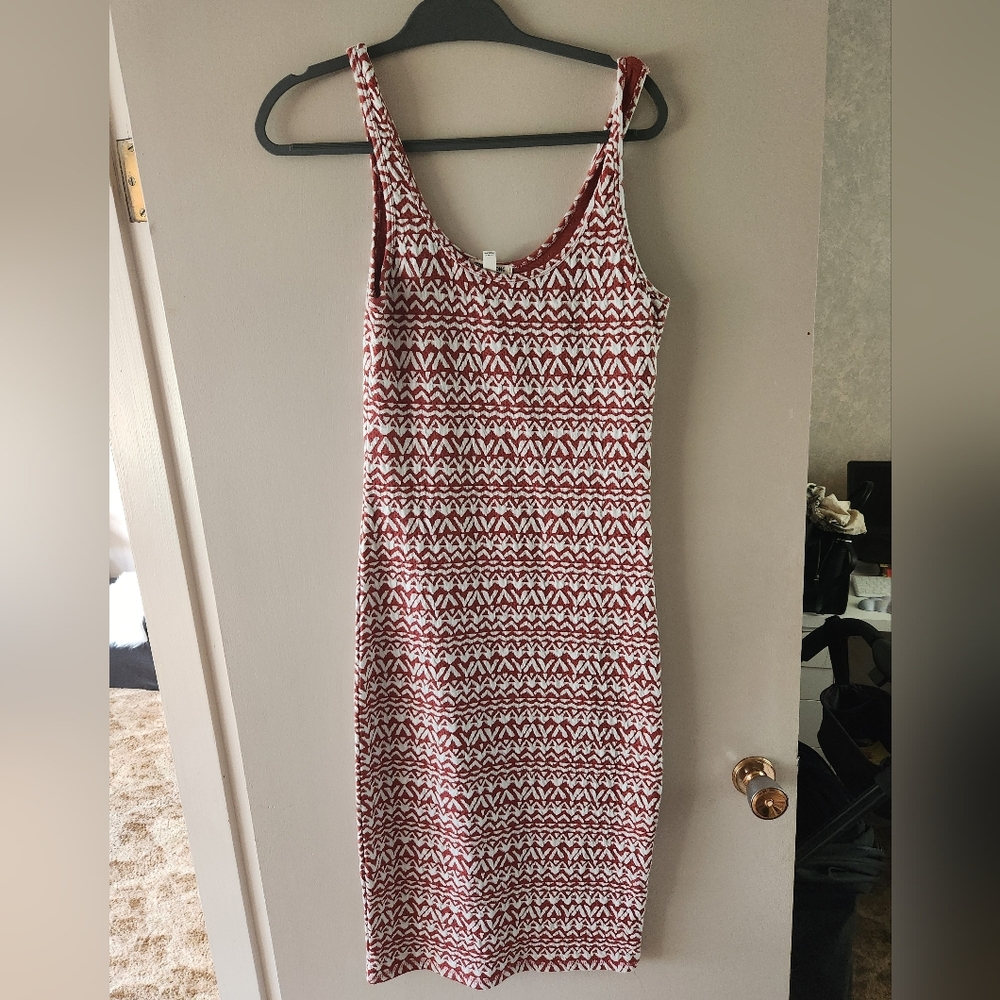 Billabong Red and White Geometric Midi Dress